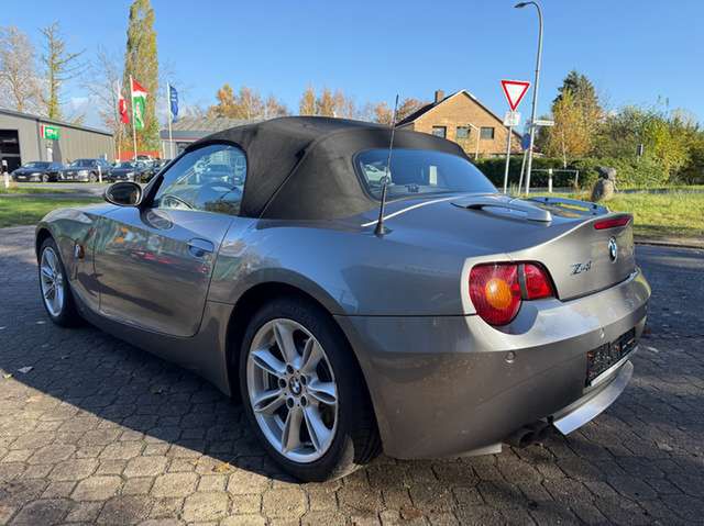 BMW Z4 Roadster 3.0i *2.Hand*Scheckheft*HU 6/2027*PDC*