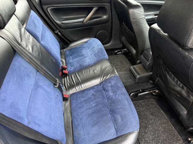 VW Passat Variant 2.8 V6 4Motion Highline *Xenon*aAHK*Memory*Navi*