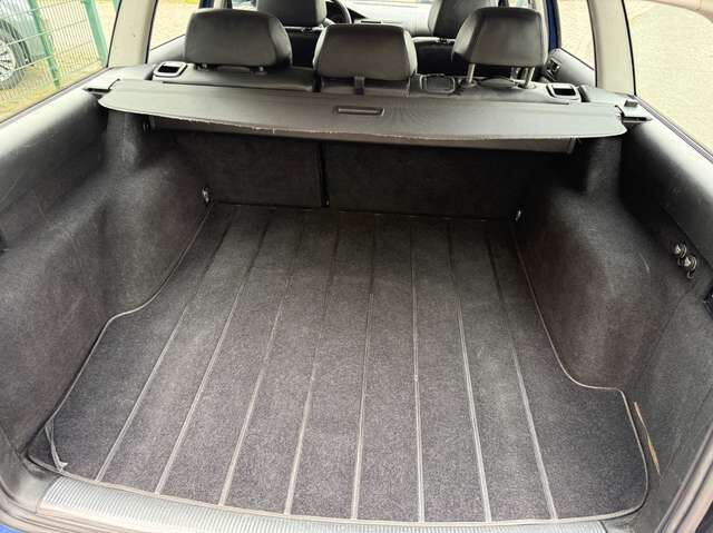 VW Passat Variant 2.8 V6 4Motion Highline *Xenon*aAHK*Memory*Navi*