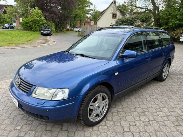 VW Passat Variant 2.8 V6 4Motion Highline *Xenon*aAHK*Memory*Navi*
