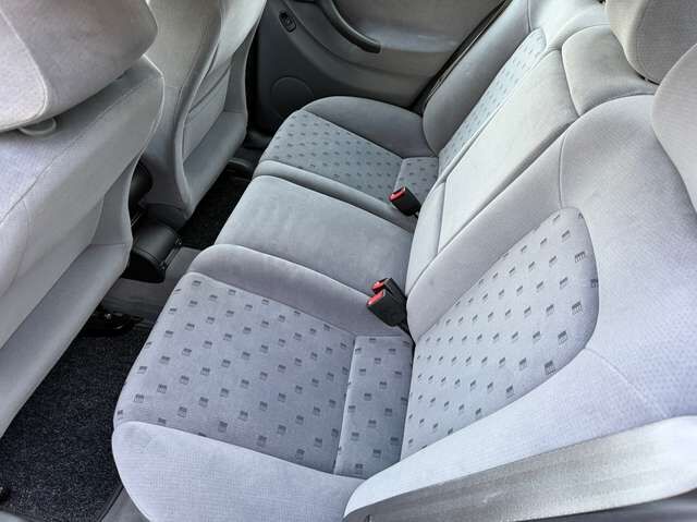 SEAT Toledo 1.6 Signo*nur 74 TKM*2.Hand*Scheckheft*HU a.W. neu