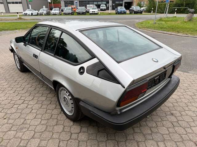 Alfa Romeo GTV GTV 2.0 *HU/AU 7/2028*H-Kennzeichen*schöner Zustand*