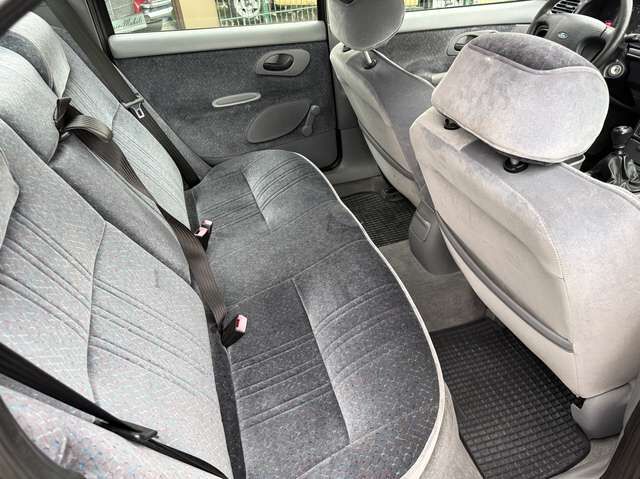 Ford Mondeo 1.8 GLX MK1 *Stufenheck*nur 94 TKM*Schiebedach*eFH*