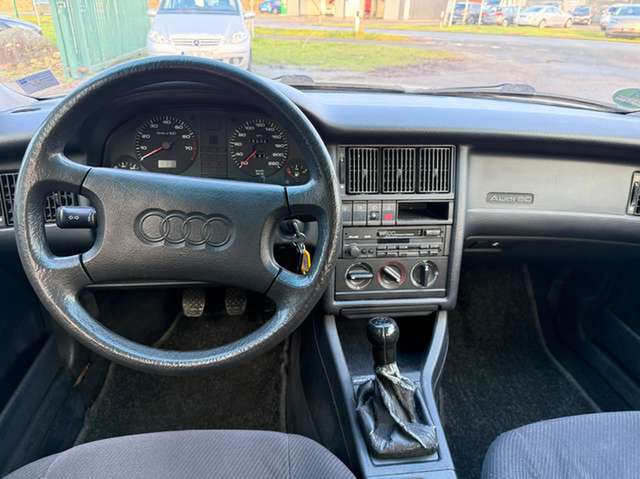 Audi 80 2.0 B4 *1.Hand*HU a.W. neu*SSD*GJ-Reifen*D3*ZV*
