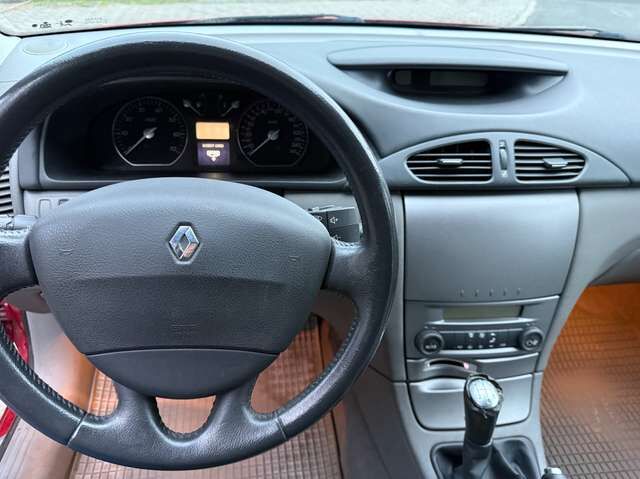 Renault Laguna 1.8 Privilege *nur 93 TKM*HU 5/2028*Klimaautom.*GJ-Reifen*