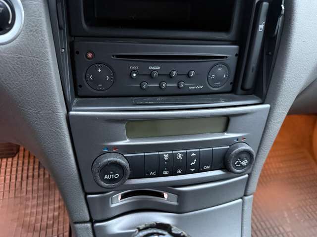Renault Laguna 1.8 Privilege *nur 93 TKM*HU 5/2028*Klimaautom.*GJ-Reifen*