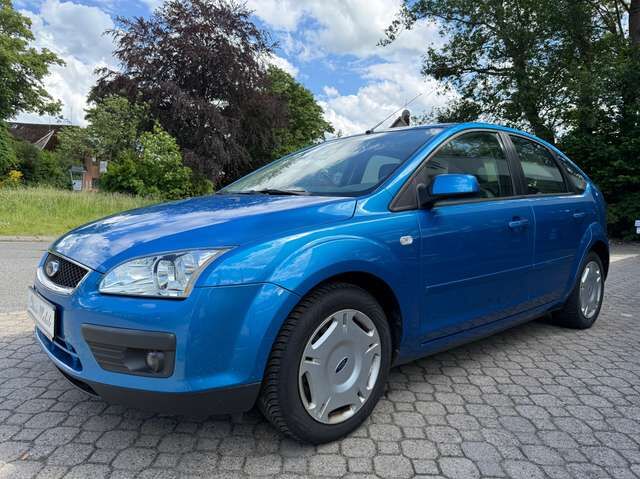 Ford Focus 2.0 16V Titanium *2.Hand*Scheckeft*HU neu*Klimaautom.*SHZ*Teilleder*Tempomat*GJ-Reifen*AHK*
