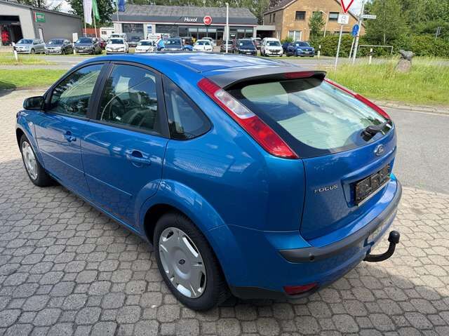Ford Focus 2.0 16V Titanium *2.Hand*Scheckeft*HU neu*Klimaautom.*SHZ*Teilleder*Tempomat*GJ-Reifen*AHK*