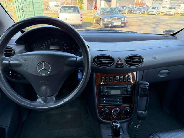 Mercedes-Benz A190 L Elegance *nur 132 TKM*Leder*Klima*SHZ*GJ-Reifen*
