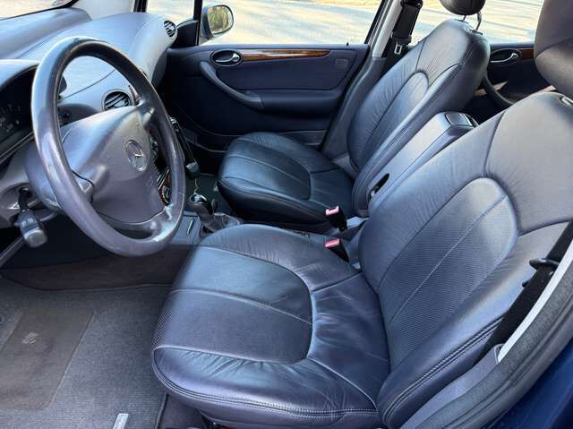 Mercedes-Benz A190 L Elegance *nur 132 TKM*Leder*Klima*SHZ*GJ-Reifen*