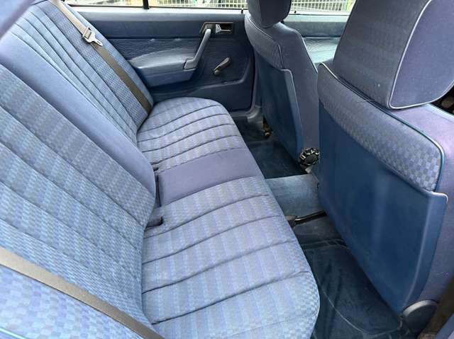 Mercedes-Benz 190 E 1.8 *HU neu*H-Kennzeichen*32 Jahre letzte Hand*