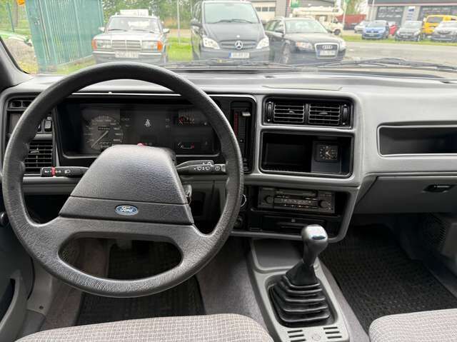 Ford Sierra 1.6 L *nur 77 TKM*1.Hand*HU/H-Kennzeichen neu*SD*