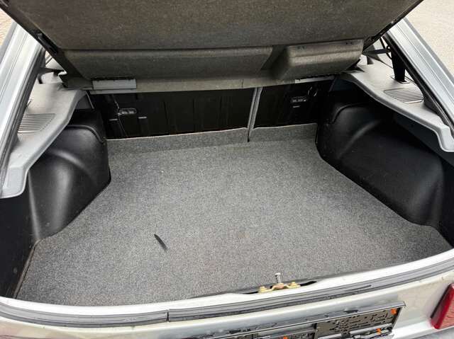 Ford Sierra 1.6 L *nur 77 TKM*1.Hand*HU/H-Kennzeichen neu*SD*