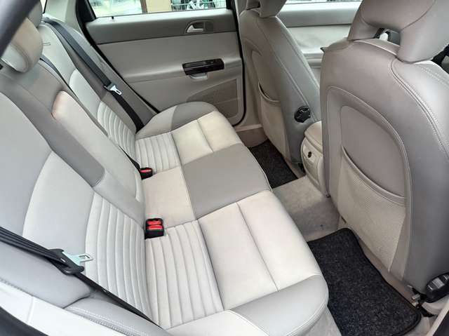 Volvo S40 1.8 Momentum *nur 100 TKM*1.Hand*Scheckheft*eSD*