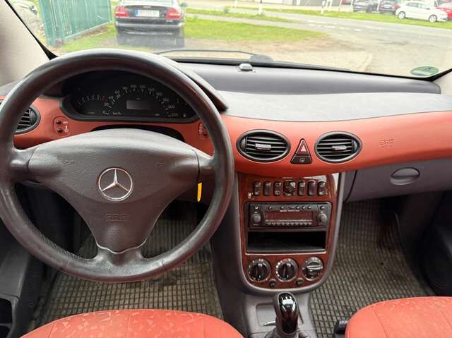 Mercedes-Benz A160 Elegance Lang *HU neu*Klima*SHZ*GJ-Reifen*Alu*MAL*