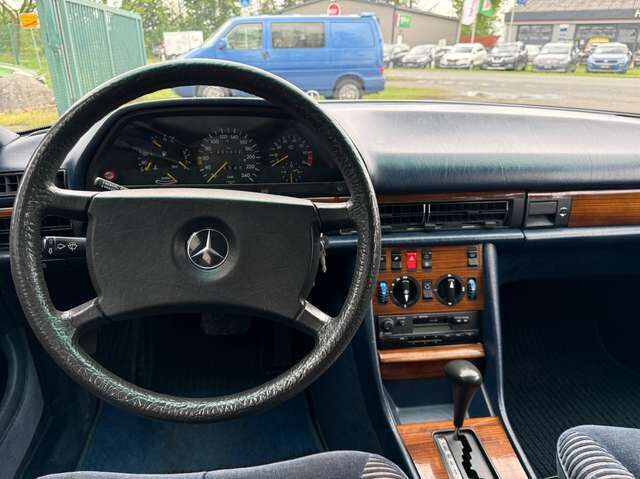 Mercedes-Benz S380 SE W126 *HU neu*H-Kennzeichen*Autom.*eSD*Velours*