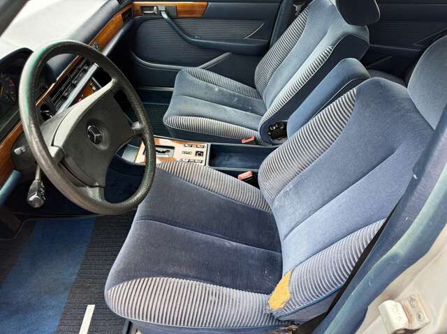 Mercedes-Benz S380 SE W126 *HU neu*H-Kennzeichen*Autom.*eSD*Velours*
