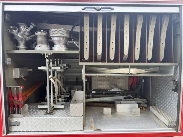 Mercedes-Benz 400 LF 409 Feuerwehr LF 8 Düdo *nur 18 TKM*1.Hand*AHK*HU 8/2027*