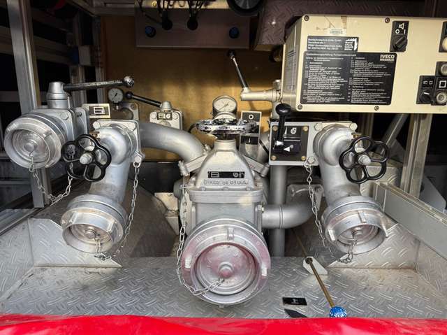 Iveco  Magirus FF 95 E 18 LF 8/6 Feuerwehr Allrad*26 TKM*