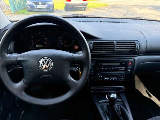 VW Passat Variant Passat 1.8 5V Turbo Comfortline *nur 134 TKM*Scheckheft*Xenon*aAHK*