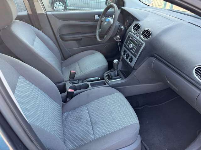 Ford Focus Turnier 1.6 16V Trend *HU neu*Klima*GJ-Reifen*ZV+FB*Euro 4*