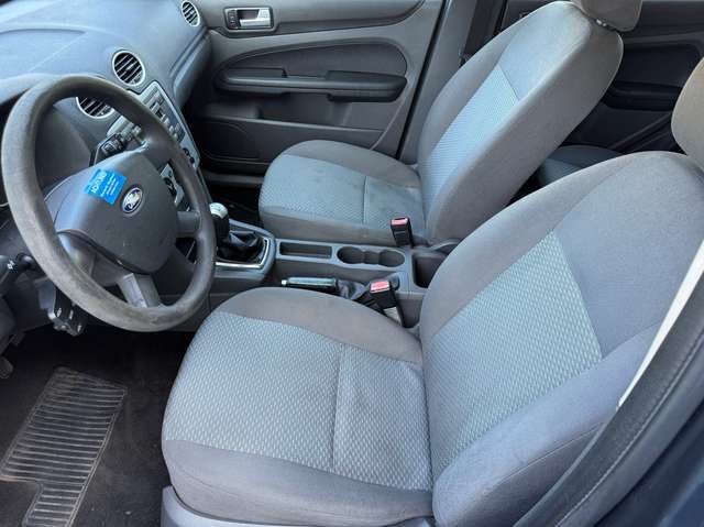 Ford Focus Turnier 1.6 16V Trend *HU neu*Klima*GJ-Reifen*ZV+FB*Euro 4*