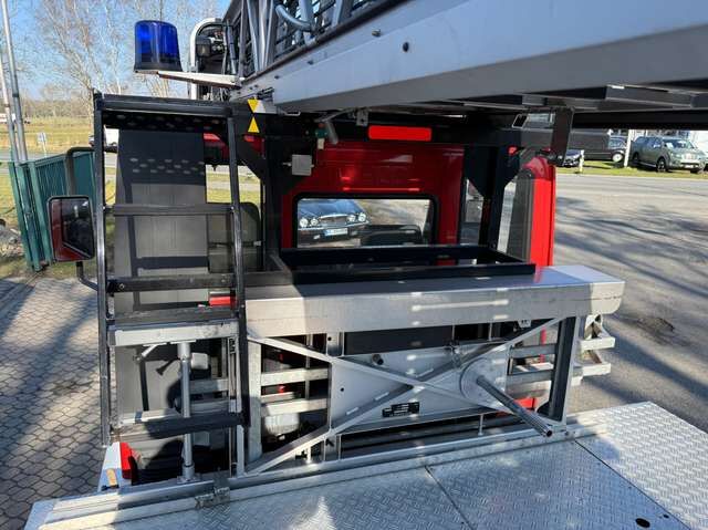 Iveco  Magirus DLK 23/12 Drehleiter Feuerwehr *HU 2/2027*