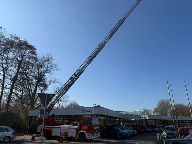 Iveco  Magirus DLK 23/12 Drehleiter Feuerwehr *HU 2/2027*