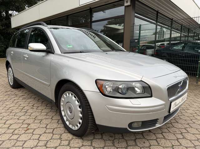 Volvo V50 2.0D Momentum *nur 131 TKM*HU a.W. neu*2.Hand*Xenon*