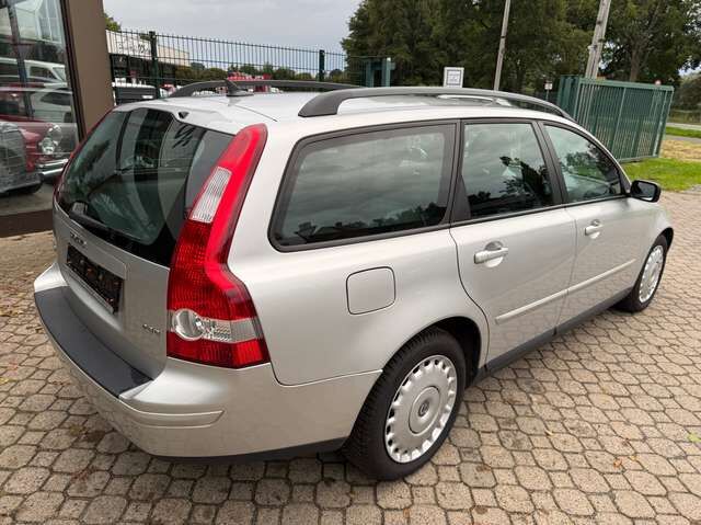 Volvo V50 2.0D Momentum *nur 131 TKM*HU a.W. neu*2.Hand*Xenon*