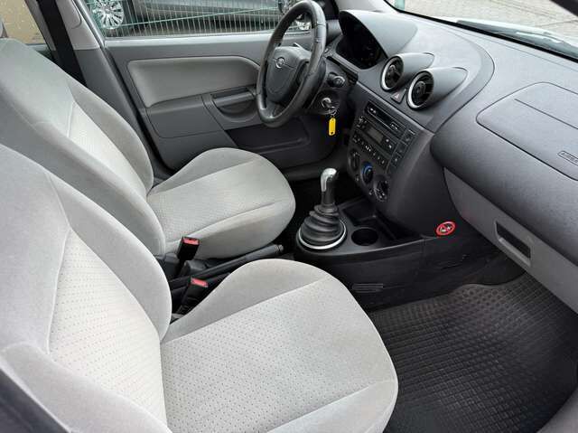Ford Fiesta 1.25 Ghia *nur 61 TKM*1.Hand*HU neu*Klima*AHK*eFH*