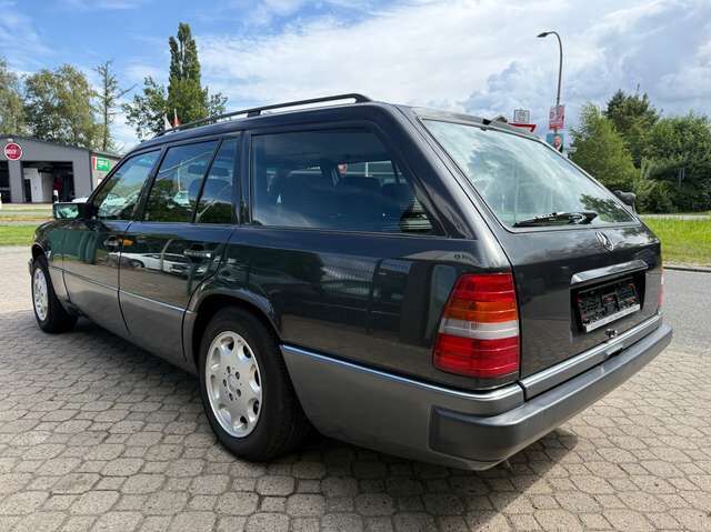 Mercedes-Benz Baureihe 124 200 TE W124 *HU/AU 3/2028*H-Kennzeichen*5-Gang*eSSD*aAHK*13 Jahre letzter Besitz*
