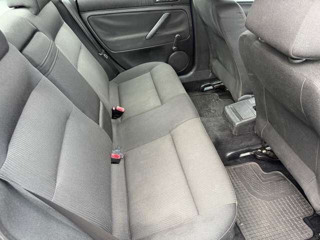 VW Passat 1.6 3BG *nur 136 TKM*1.Hand*HU a.W. neu*Zahnriemen neu*Klimaautomatik*GJ-Reifen*