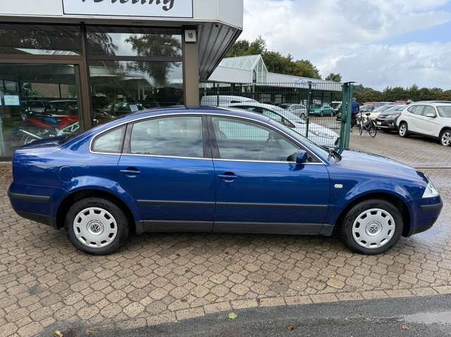 VW Passat 1.6 3BG *nur 136 TKM*1.Hand*HU a.W. neu*Zahnriemen neu*Klimaautomatik*GJ-Reifen*