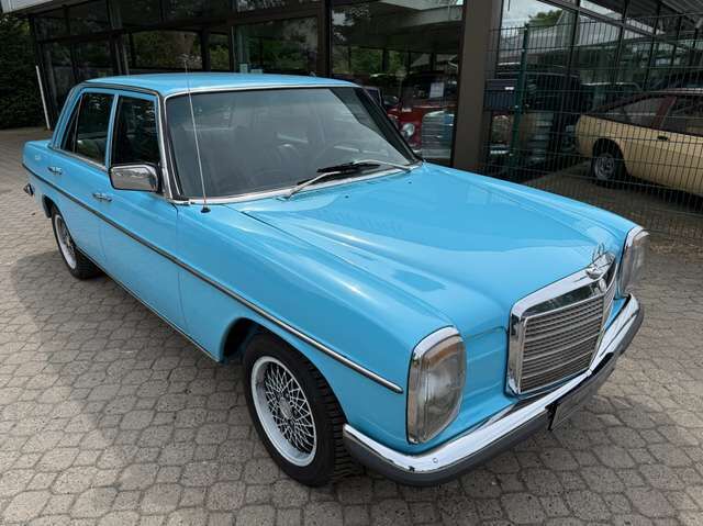 Mercedes-Benz W114/115 Strich-Acht