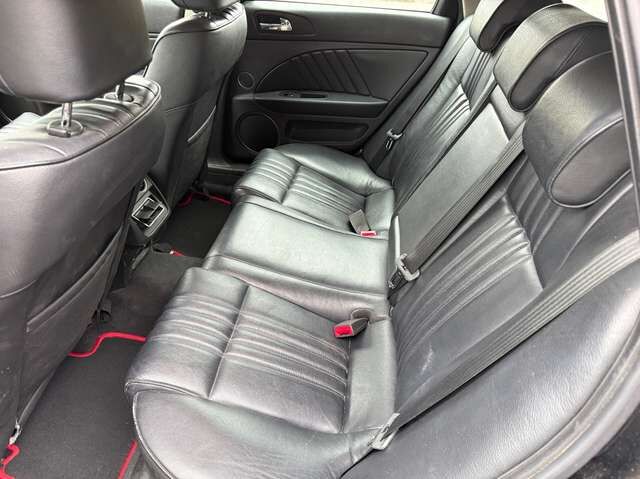 Alfa Romeo 159 Sportwagon 2.2 JTS 16V Distinctive *Bi-Xenon*Leder