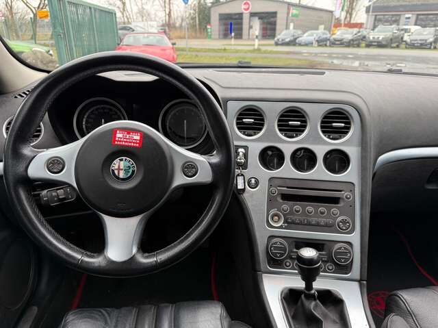 Alfa Romeo 159 Sportwagon 2.2 JTS 16V Distinctive *Bi-Xenon*Leder