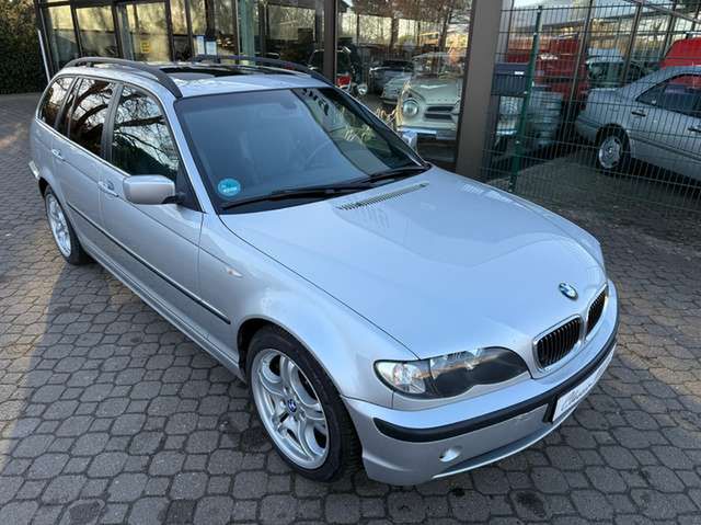 BMW 330 D Touring Edition Sport *Navi*aAHK*SHZ*PDC*eSD*MFL
