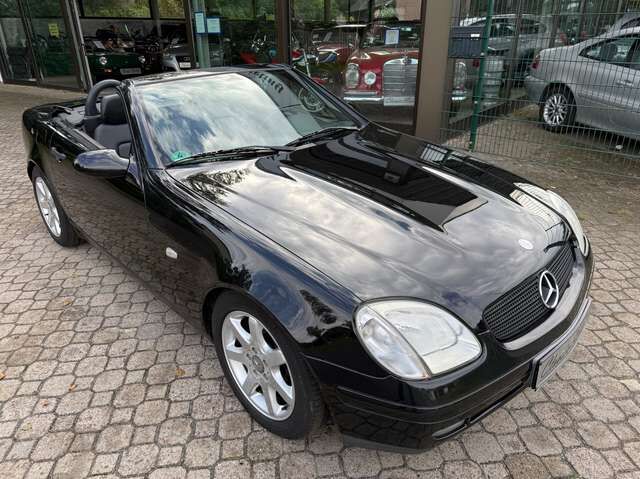 Mercedes-Benz SLK 200