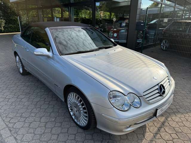 Mercedes-Benz CLK 320 Cabrio Elegance W209 *HU neu*Scheckheft*18Alu*Leder*SHZ*