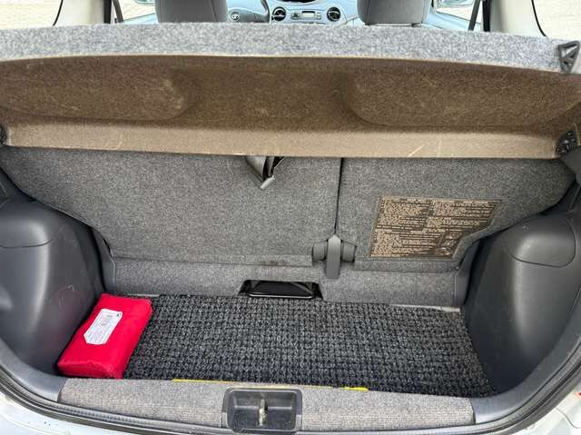 Toyota Yaris 1.3 Linea Terra *nur 85 TKM*HU neu*Klima*PDC*eFH*