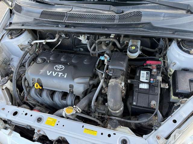 Toyota Yaris 1.3 Linea Terra *nur 85 TKM*HU neu*Klima*PDC*eFH*