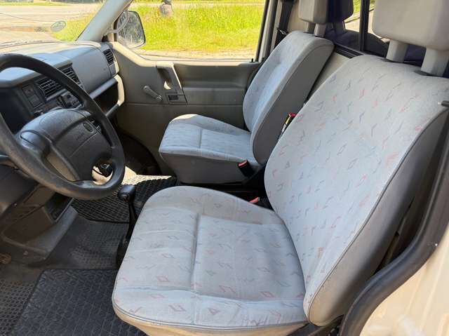 VW T4 Transporter 2.5 Lang LR *vier Sitze*nur 166 TKM*1.Hand*Scheckheft*HU neu*Automatik*AHK*SHZ*Behörde*