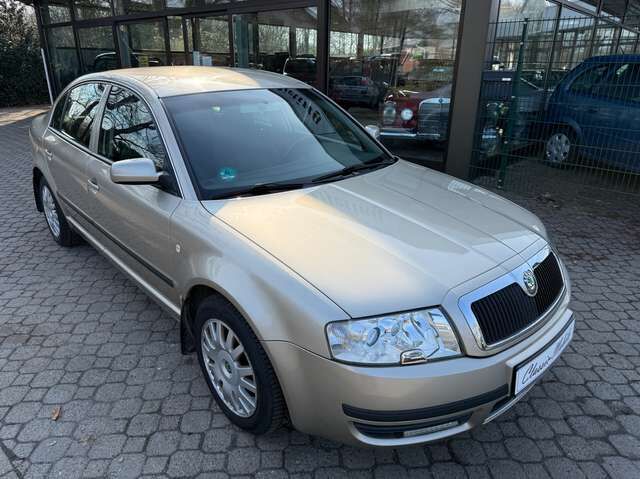 Skoda Superb 2.0 Classic*nur 147 TKM*2.Hand*AHK*Klimaautom.*PDC