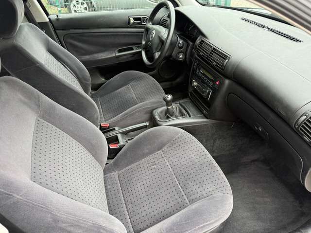 VW Passat 1.6 *nur 119 TKM*HU neu*Klimaautomatik*Velours*