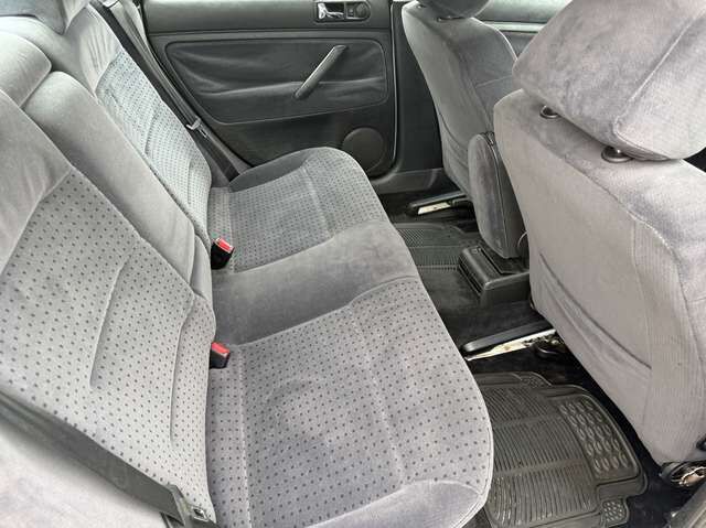VW Passat 1.6 *nur 119 TKM*HU neu*Klimaautomatik*Velours*