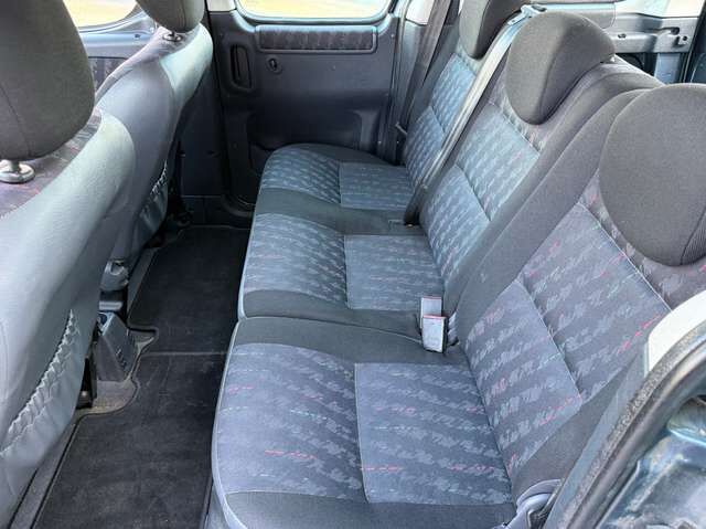 Citroen Berlingo Kombi 1.6 HDI Style *1.Hand*nur 142 TKM*Klima*