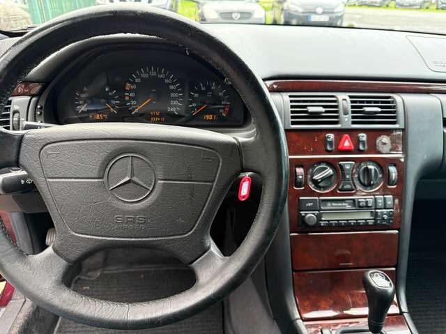 Mercedes-Benz E230 Elegance W210 *HU 10/2027*Automatik*Klima*aAHK*GJ-Reifen*