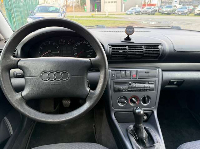 Audi A4 1.8 *HU/H-Kennzeichen neu*nur 125 TKM*Scheckheft*