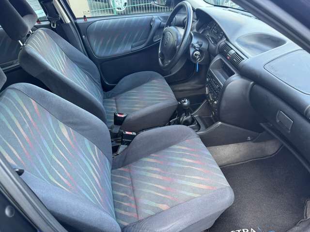 Opel Astra F Caravan 1.6 16V Dream *nur 142 TKM*HU 4/2028*Klima*AHK*Alu*